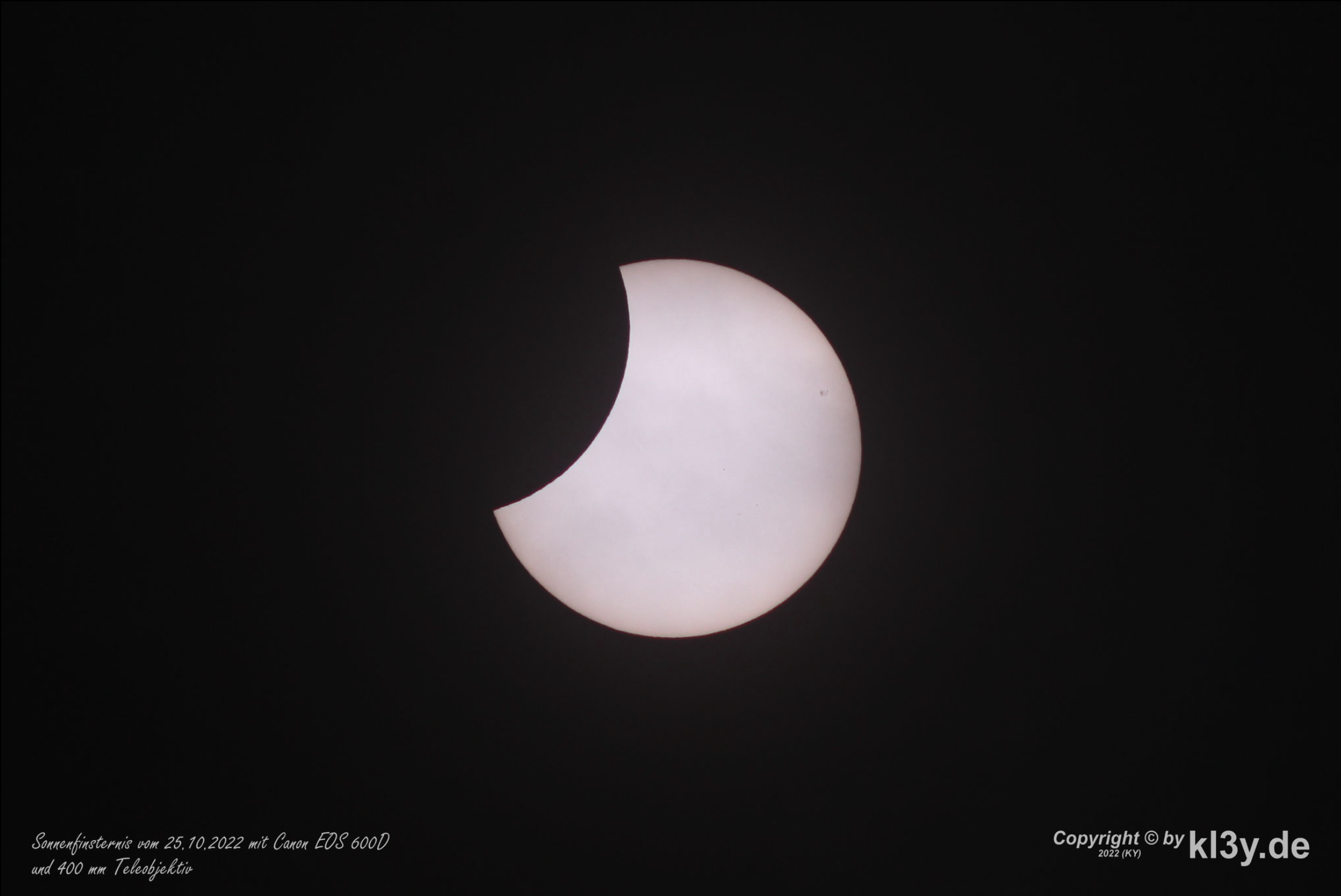 Sonnenfinsternis 25. Oktober 2022 Bild einer partiellen Sonnenfinsternis