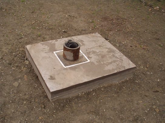 Fundament mit Säule