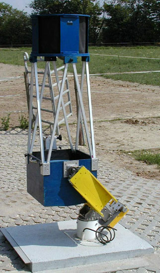 Hauptinstrument frei stehend